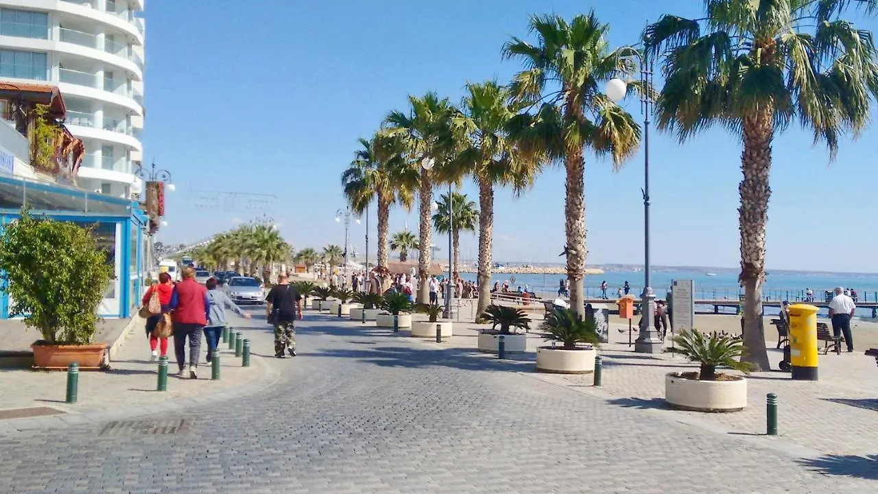 Kave Blue Mackenzie 1 Bdr Flat With Pool Apartment Larnaca Cyprus