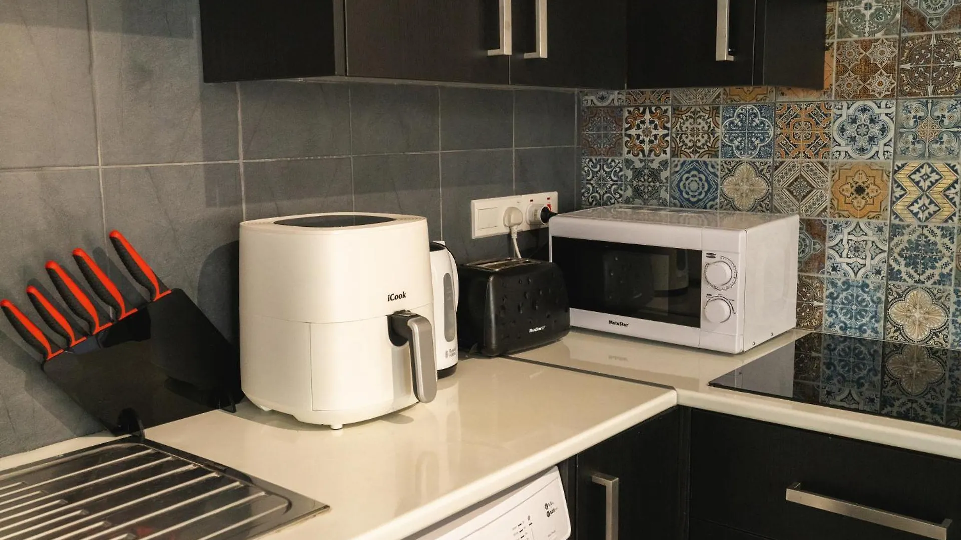 Kave Blue Mackenzie 1 Bdr Flat With Pool Apartment Larnaca 0*,  Cyprus